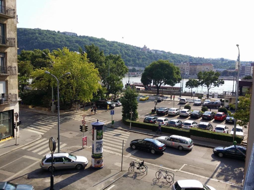 B&P Maine Street Apartments Budapest Exterior photo
